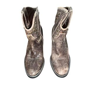 Women’s civico 10 boots Size 7